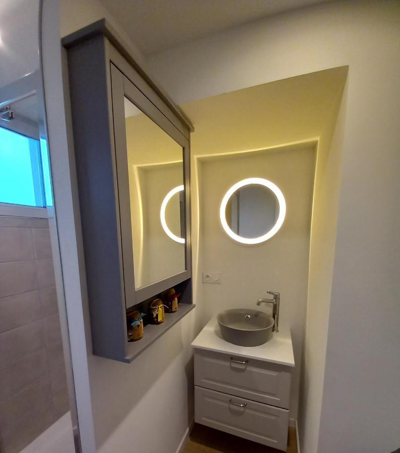 Apartment Hyper Centre, F2 Refait A Neuf Vire (Calvados)